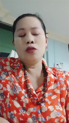 ချစ်စရာဇာတ်လမ်းကြည့်ပါ - ကြာညိုရုပ်ရှင်