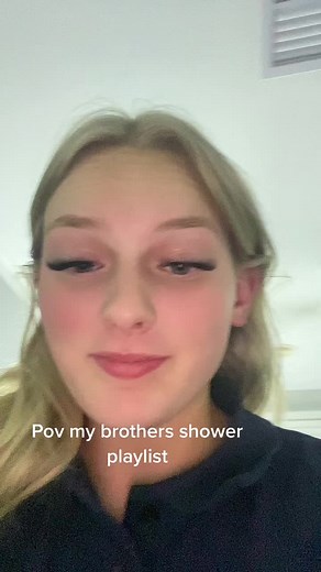 lisdog (@lisdog17)’s videos with original sound - lisdog