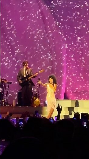 Man I need - Olivia Dean live at lollapalooza 2026