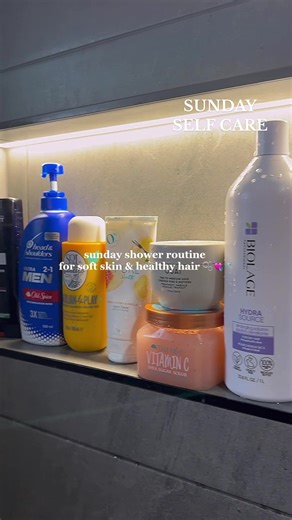 Happy sunday lovelies 💕 reminder that looking after yourself is productive & important 🫧🚿 #showertok #showerroutine #shower #selfcare #selflove #selfreminder #sunday #aesthetic #fyp @Gillette Venus @Sol de Janeiro @Tree Hut @THE OUAI