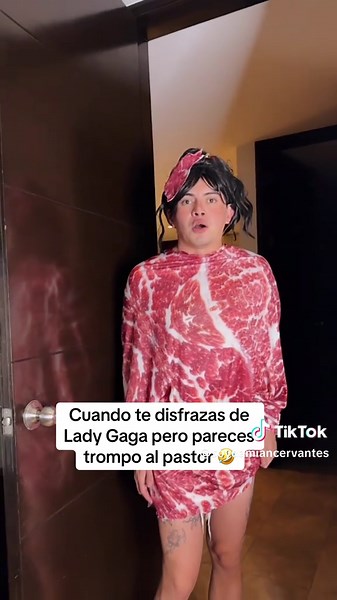 Cuando te disfrazas de lady gaga para el concierto porque viste el vestido de carne pero terminas como trompo al pastor 🤣 #comedia #humor #mexico #ladygaga