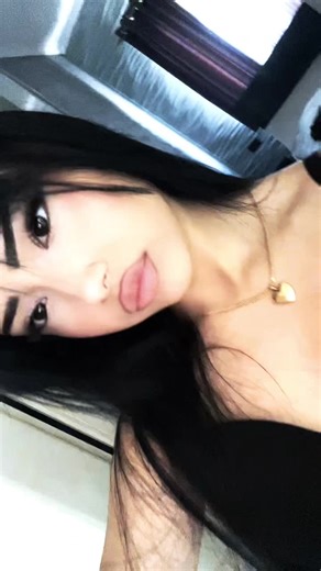 Videos de 𝑀𝑒𝑔’🪽 (@megi_cauli) con “original sound - Sadlyricss”