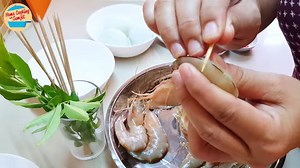 27K views · 674 reactions | Salted Egg Prawns is a tasty, sweet dish...