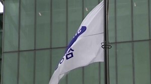 1.1K views · 49 reactions | Samsung said the worst is over for the global memory chip market but announced plans to extend production cuts because a demand recovery is largely constrained to high-end chips used in artificial intelligence https://reut.rs/3rLG3ng | Reuters | Facebook