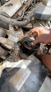 21K views · 138 reactions | Expert shows how to adjust noisy roller | Maxthemechanic | Facebook