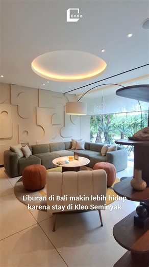CASA Indonesia on Instagram: "Liburan di Bali makin lebih hidup karena stay di @kleoseminyak • Boutique hotel ini pancarkan vibrant spirit lewat desain ruang yang eklektik menggemaskan rancangan desainer Alexander de la Haye. • Dinobat sebagai JdV by Hyatt (@jdvhotels ) pertama di Southeast Asia Pacific, you will never get bored at Kleo Seminyak sambil eksplorasi komunitas lokal di sekitarnya. • Kleo Seminyak 📍Jl. Taman Ganesha No.9, Petitenget, Seminyak, Bali • 📸: @byoktaviaputri #CASATravel"