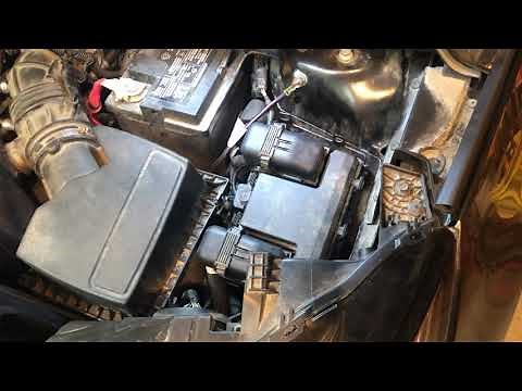 2016 Ford Edge Titanium - engine compartment lower fuse box location