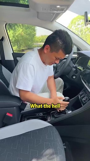 29K views · 857 reactions | The emergency function of the car!#car #driving #tips #drive #howto #tutorial | Auto Tips | Facebook