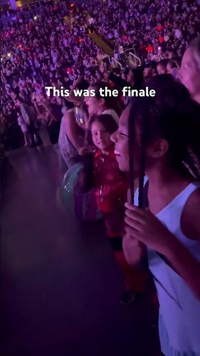 Set it off - Disney’s descendants x zombies worlds collide tour