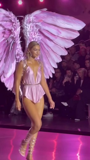 Gigi Hadid opening for the Victoria’s Secret Show Look at those wings!🪽 📹: Victoria Secret #gigihadid #vsfashionshow #victoriassecret | Dished in Designer