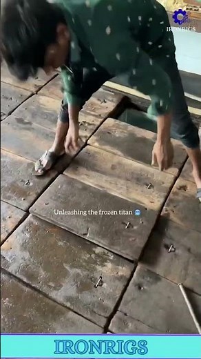 The old-school process of making giant crystal-clear ice blocks from start to finish 🤯#ice