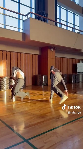 ソフトバンク新CM：動きだせば、景色は変わる