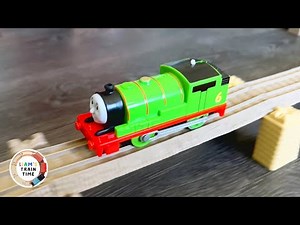 Building TrackMaster Switch Tracks | Thomas and Friends Trains | Track Challenge