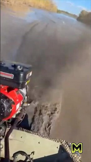 Mud-Skipper Feather Lite surface drive mud motor - 1436 flat bottom jon in mud 459cc engine