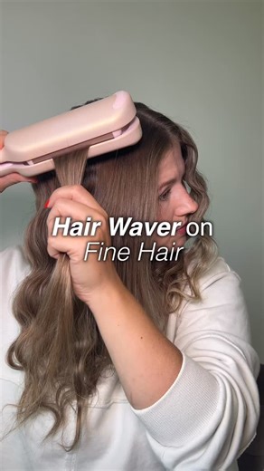 Milabu | Milana on Instagram: "Hair waver on fine hair. I never like my hair whenever I use a hair waver. My results are random crimps, frizz and unnatural looking curls. But this, idk. It’s getting closer to my beachy curls vision. @tymo_fashiontech rovy 1.25 inch hair waver @colorwowhair style on steroid hair texture spray @kerastase_official elixir ultime hair oil #hairstyle #hairtutorial #beachyhair"