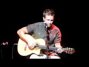 Pablo Alborán - El Beso (Showcase Santiago 03.12.12)