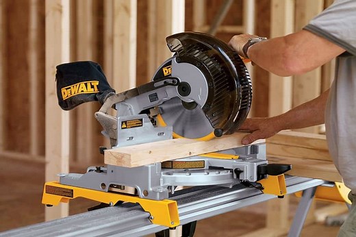 Dewalt DWS713 10" Miter Saw [Honest Review]