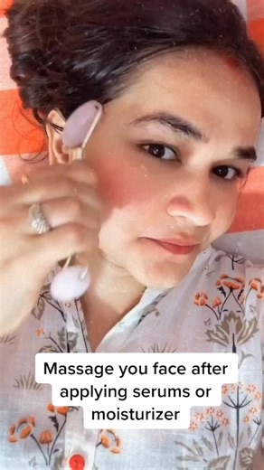 Face Massage Techniques with Rose Quartz Roller