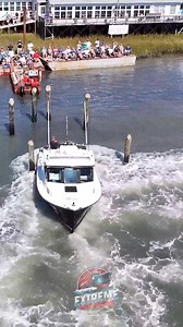 Coming in hot! | Extreme Boat Docking