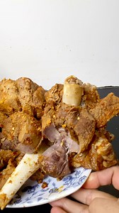 11K views · 34K reactions | Motton steam roast Ingredients Motton pani me dip karne k liye 1 tbsp namak 4 tbsp sirka 1 tbsp ginger garlic paste 1 litre pani ghante k liye dip MASALA K LIYE 1 cup dahi 1 tbsp lala mirch 1 tbsp dhara mirch 1 tbsp garam masala 2 tbsp ginger garlic paste 1 tsp ajwain #4 lemon juice #chefkhalil #chefkhalilrecipes #mottonsteamroasd #chef #reelsinstagram #foryou | Chef khalil | Facebook