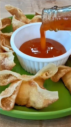Crab and Cream Cheese Wontons are Incredible! 😋 #pmgk #shortscooking #poormansgourmet #chinesefood