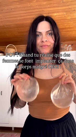 Alissandre Huneault on Instagram: "Attention bien lire‼️ Si vous saviez à quel point j’avais hâte de les sortir de mon corps quand j’ai réalisé que c’était ça qui me rendait si malade ! J’ai choisis à l’âge de 25 ans de modifier mon corps sans en connaître les possibles conséquences que ce choix aurait sur ma vie. Aujourd’hui j’ai 32 ans et j’ai retrouvé ma qualité de vie grâce à l’explantation. J’aurais aimé savoir que c’était possible que mes implants soit la cause de mon état mais on m’avait 