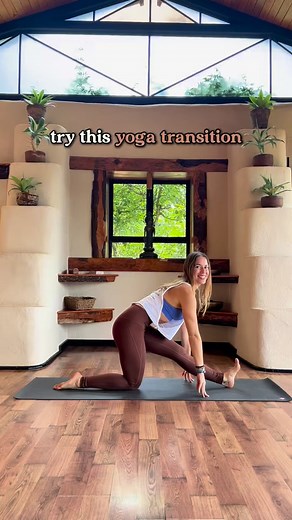 Save 🌟 and try this creative yoga transition in your next practice! 🙏 #yogainspiration #yogaflowideas #creativeyogaflow #yogaideas #creativesequencing #yogasequence #yogasequencing #yogaflows #yogatransitions #yogatransitionslove | Reagan Sobel Yoga