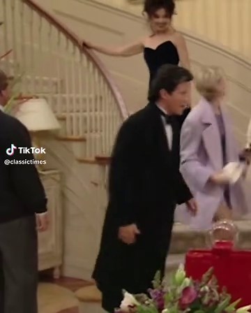 Fran Fine: The Iconic Style of The Nanny