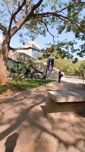 I complimented her beauty and 😍 | Extrovert Indian