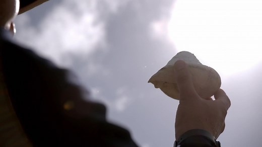The original indigenous people to inhabit Lizard Island were the Dingaal people, who named the island ‘Jiigurru’ for ‘stingray’ – the shape of the island when viewed from the air. Liam from our Activities Team, talks about the history of the island and the sacred land. | Lizard Island