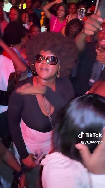 #watch This girl sings blacko song with passion. #creatorsearchinsights #fyp #ghanatiktok🇬🇭 #fypppppppp #fypviralシ #fypppppppp #fypviralシ #goviraltiktok #nocaps #relatable #blacko