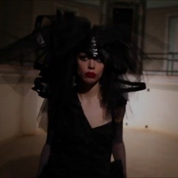 Video: Crystal Castles - "Suffocation"