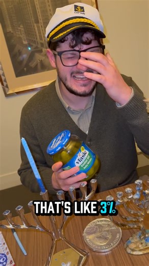 GRIFFY COHEN on Instagram: "JOSHUA BLOCK’S AT MY HANNUKAH 🕎✡️ #joshuablock #worldoftshirts @Worldoftshirts @guyslcomedy"