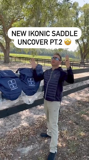NEW SADDLE ALERT 🔔 So excited to have received our new saddles from Ikonic Saddlery 🙌 Watch as I uncover the Ikonic Elite “All in Balance” saddle🤩‘Immerse yourself in equestrian excellence with the Elite “All in balance” Ikonic saddle, designed for “semi-suspension” riding with unrivalled precision.Its completely flat seat promotes total freedom of movement, with a meticulous design offering an optimized shape to the leg passage for an impeccable rider position.’Thankyou to our Ikonic Team wh