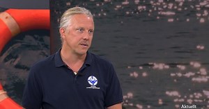 Färre simkunniga barn och ungdomar – skolan kritiseras