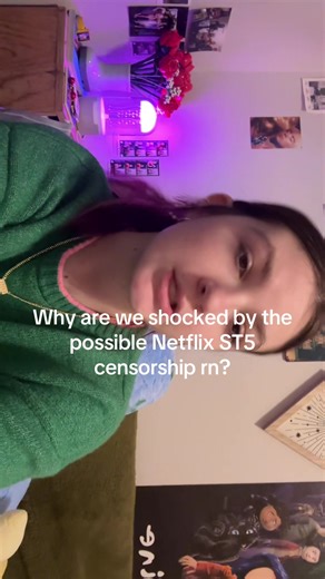 It’s not about just the queerbait anymore, it’s the fact that the Duffer brothers HAD to clarify that when Mike looked at Will after he had come our, Mike realized that he was Will’s crush. THAT SHOULDNT HAVE TO BE CLARIFIEDDDD. Also why were Max and Will so bestie suddenly? If you haven’t read the doc yet please do! #byler #strangerthings #strangerthings5 #dufferbrothers