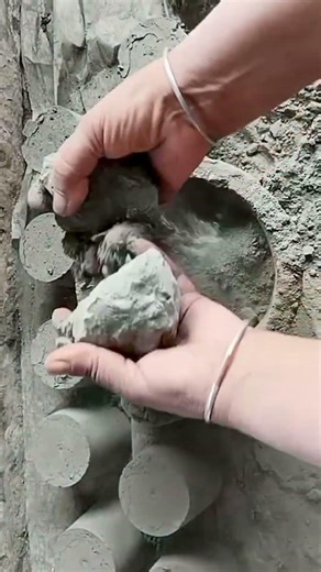 Super Duper Dusty Soft Pure Black Cement Dry Crumbling in claypot & dust play #asmr #trending #dusty
