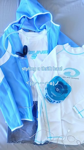 Thrift Store Fashion Haul | Cyber Y2K Frutiger Aero Outfits
