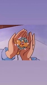 𝙀𝙡 𝙢𝙞𝙨𝙩𝙚𝙧𝙞𝙤 𝙙𝙚𝙡 𝙗𝙧𝙤𝙘𝙝𝙚 𝙙𝙚𝙡 𝙥𝙧𝙞𝙣𝙘𝙞𝙥𝙚 𝙙𝙚 𝙡𝙖 𝙘𝙤𝙡𝙞𝙣𝙖. ¿Dónde está el Preciado broche de el príncipe que acompañó a Candy toda su vida? La respuesta está en la novela. Vamos a recordar cómo Candy encontró esta preciosa insignia. Fragmento CCLHD ( por Arechi manga) pág 29 primera edición. 🌹 «A lo mejor lo he soñado.» Pero no, no podía haber sido un sueño. Candy todavía podía escuchar el eco de su voz diciendo: «Tienes una risa adorable, pequeñina».—Parecía un p