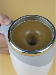 Self Stirring Mug - Rechargeable Automatic Magnetic Electric Coffee Mug, Rotating Cute Mixing Cup Tasse, To Stir Office/Kitchen/Travel/Home Coffee/Tea/Hot Chocolate/Milk-450 ml/15.2 oz(White)