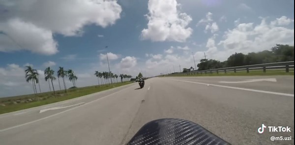 Ghost Racing: Thrilling Motorcycle Stunts