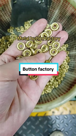 We are a professional button factory in China, We have more than 20 years of industry experience.we support customizing all kinds of metal buttons.if you have any requirements for button welcome to contact us .#button #buttonfactory #factory #metalbutton #snapbutton