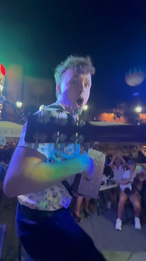 Just a small vlog from our time in Raglan Road. As you can tell we’re having a ball! Want to see more of these? . . . #irish #trad #folk #music #band #galway #ireland #vlog #raglanroad #orlando #disneysprings | CLADA