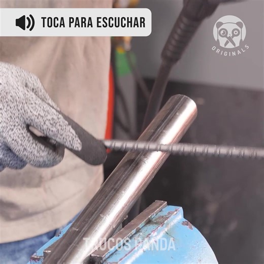 Convertir una cadena de bicicleta en un hacha | Panda Curioso