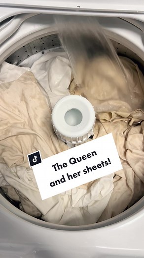 Speed Queen Laundry Tips for Washing Sheets with Bulky Setting
