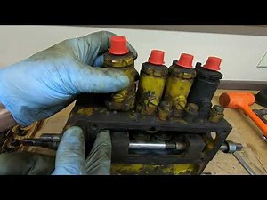 Caterpillar D2 #5J1113 Diesel Engine Assembly Ep.29: Injection Pump Disassembly & Problems...