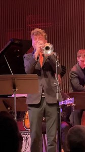 Levi Farrar breathed fire into the air at the SFJAZZ High School All-Stars winter concert on 12/7/2025! This is an excerpt from Levi’s rendition of Doc Severinsen’s “My Old Flame”, arranged by the great Tommy Newsom. SFJAZZ NYO Jazz NYO USA / NYO2 Carnegie Hall GR Mouthpieces Yamaha Music USA CarolBrass* Wind Instruments Farrar Music | Michael Miller