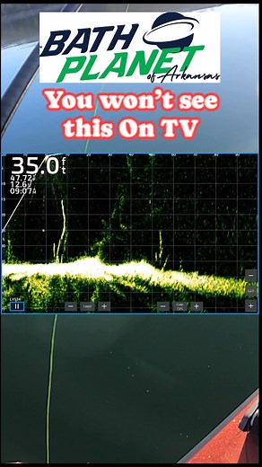 Where did that bass come from? You won’t see this during a live professional tournament fishing event #livescope | Jimi Easterling Fishing - The Fishing Coach