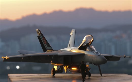 小号手 1/48 F-18 TOP GUN Maverick 大黄蜂&独行侠 模型制作视频