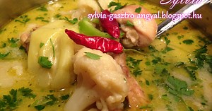 Karfiolos csirkeragu leves